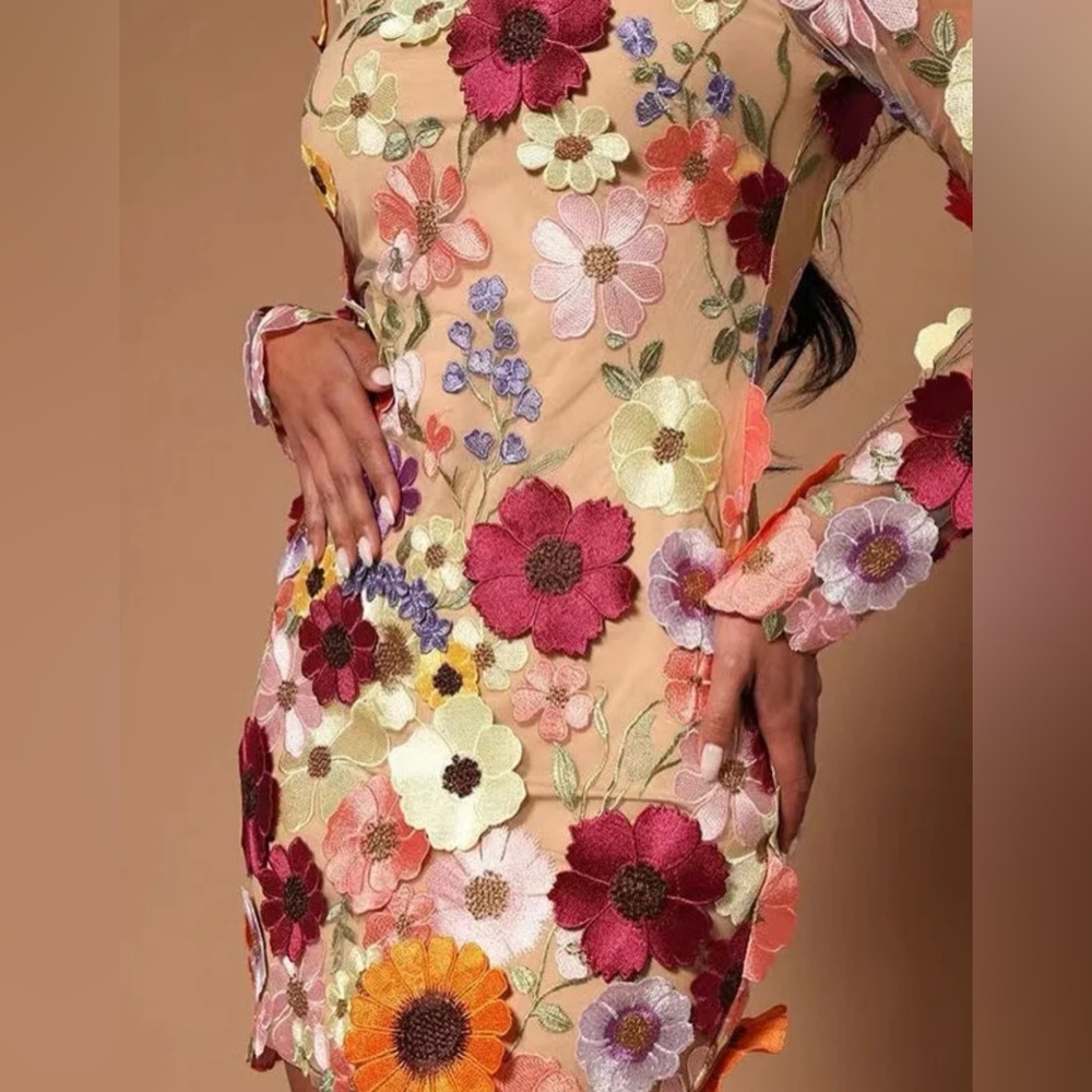 Sheer Flower Dress, Open Back, high neck. Similar to Taylor Swift Dress.​